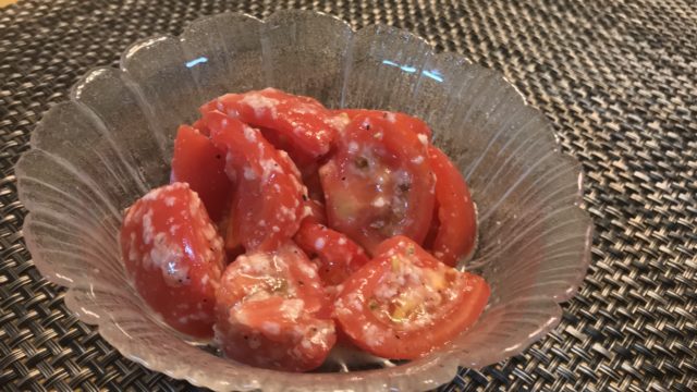 トマトの塩麹マリネ