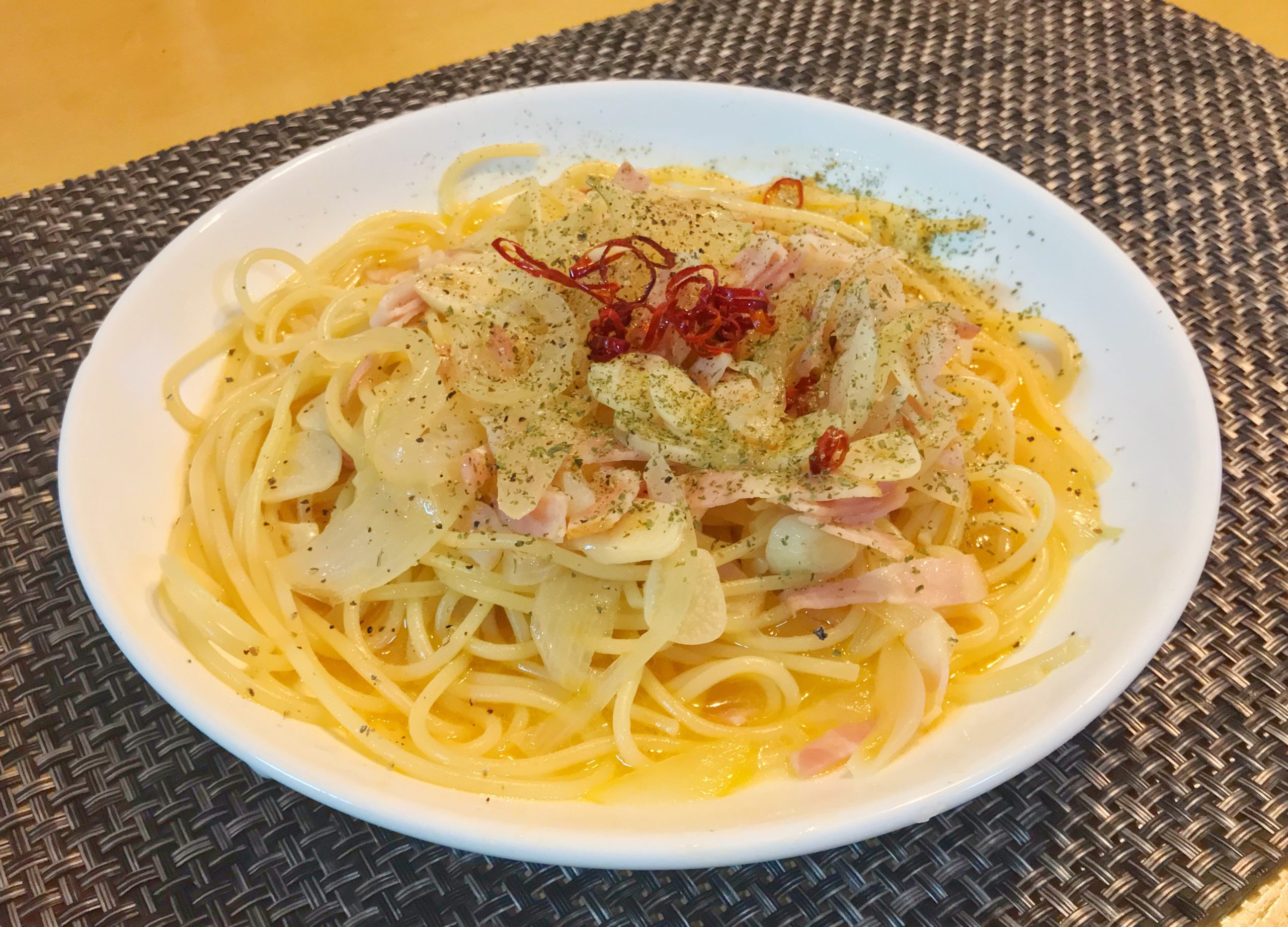 【つゆだくペペロンチーノ】失敗なし！安い材料でも美味しく作るコツ | たなかノート