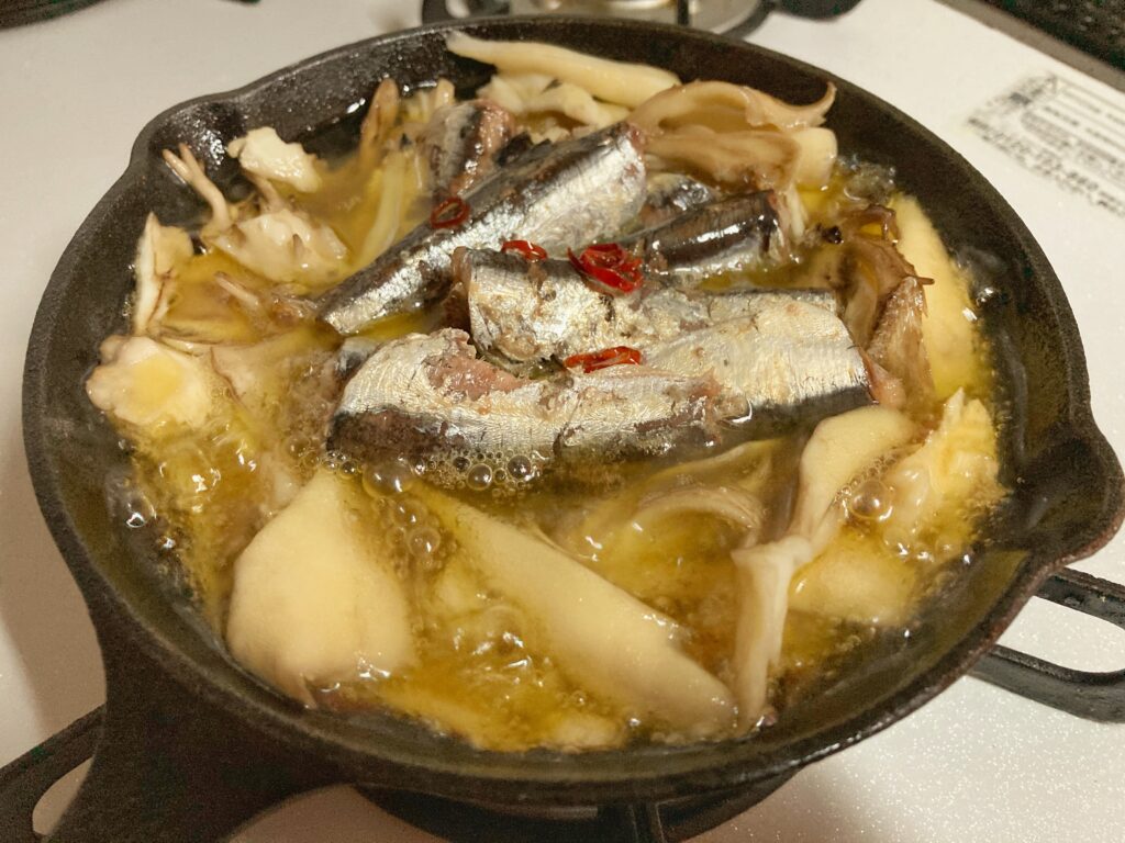 オイルサーディンアヒージョ